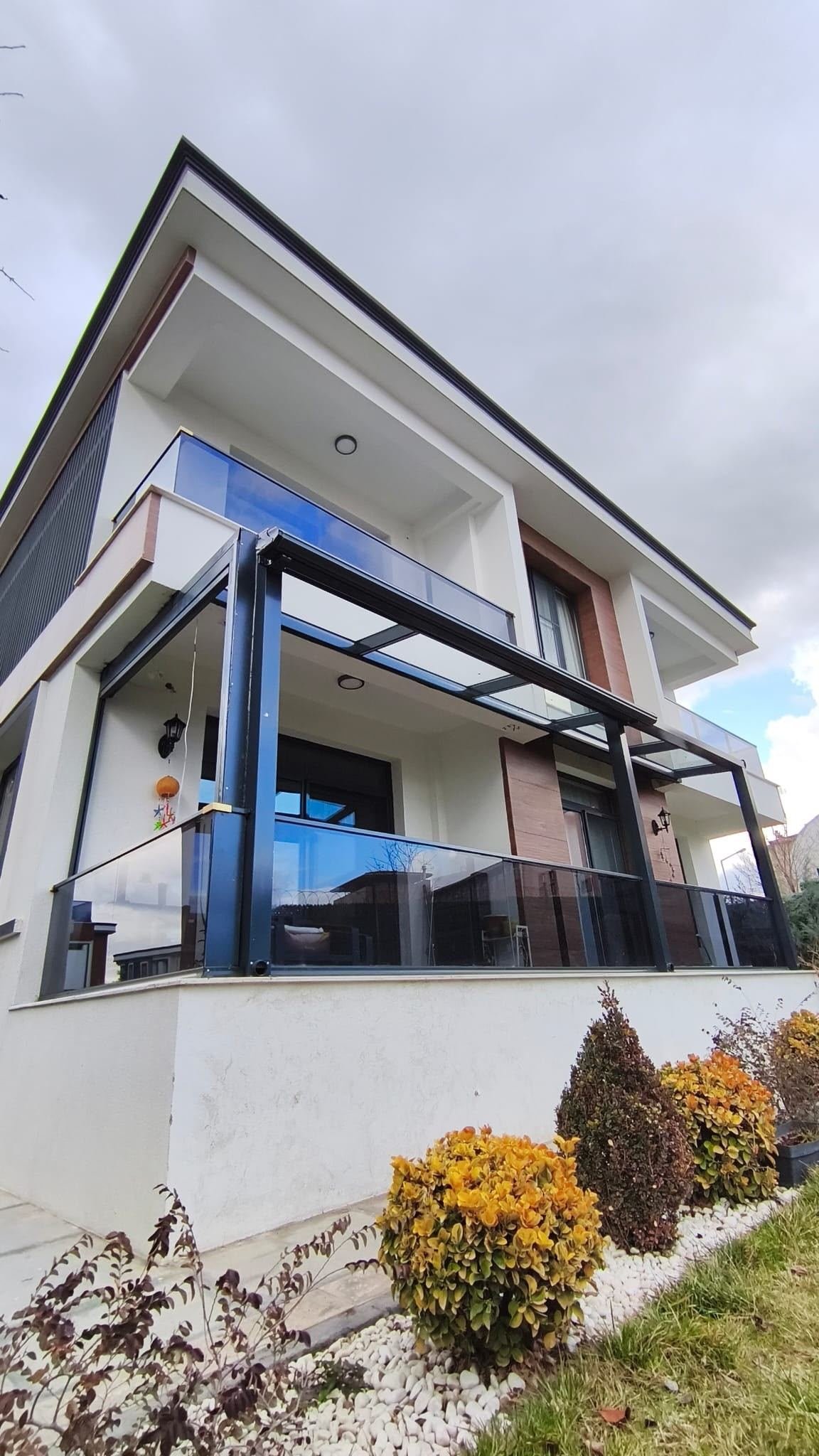 Cam Balkon ve Pergola Sistemi