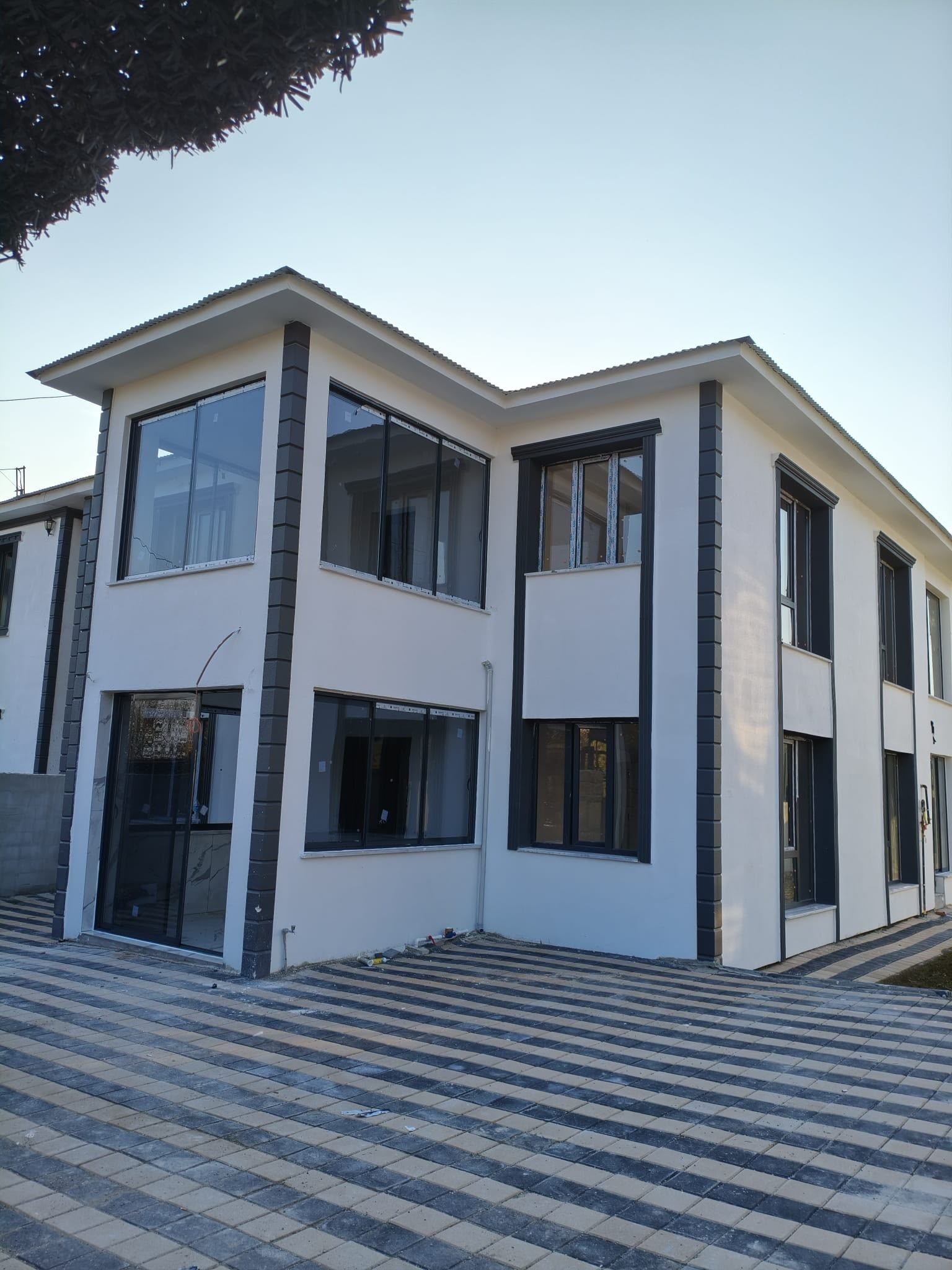 Villa Cephe Cam ve Pencere Sistemleri